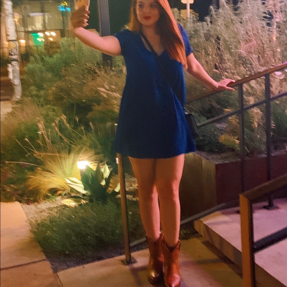 Royal Blue dress / size M / used / good condition /brand Lulus